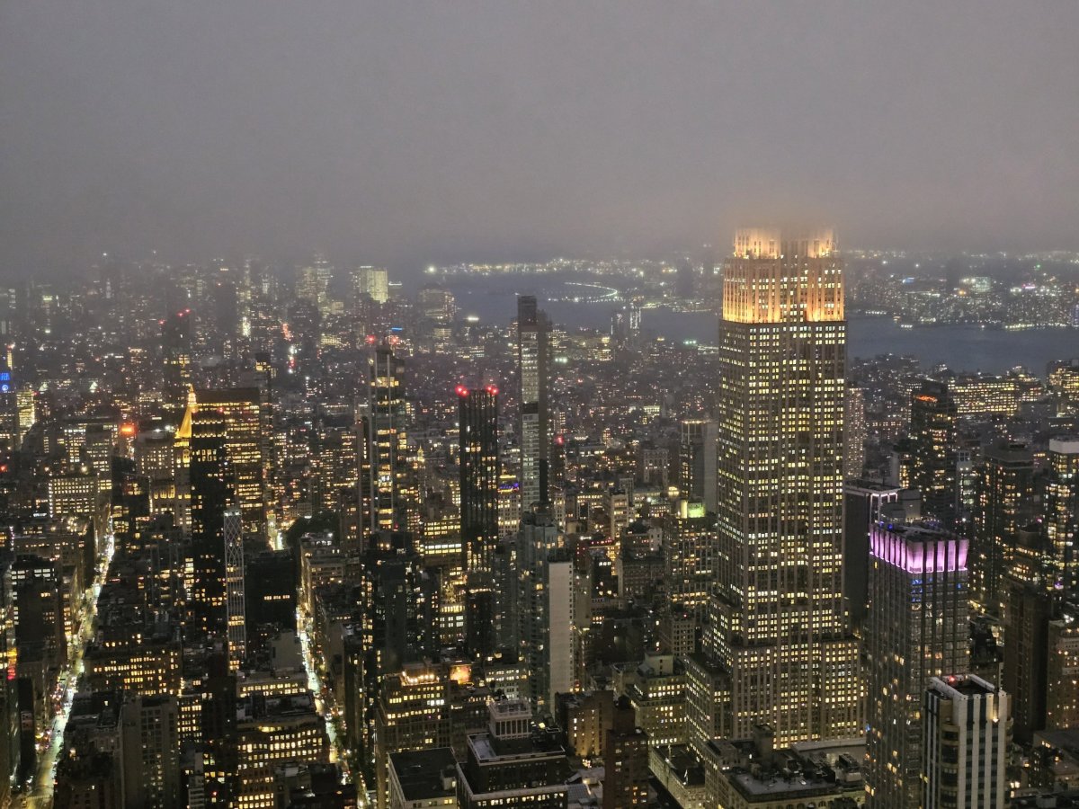 Summit One Vanderbilt, noční výhled