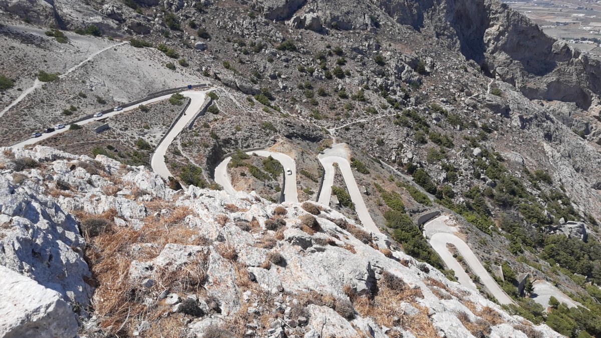 Serpentiny k vykopávkám