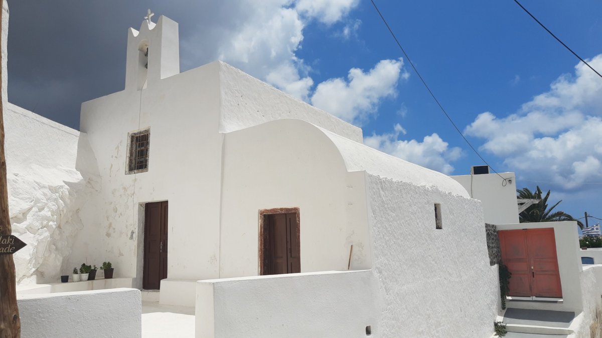 Kostelík v uličkách