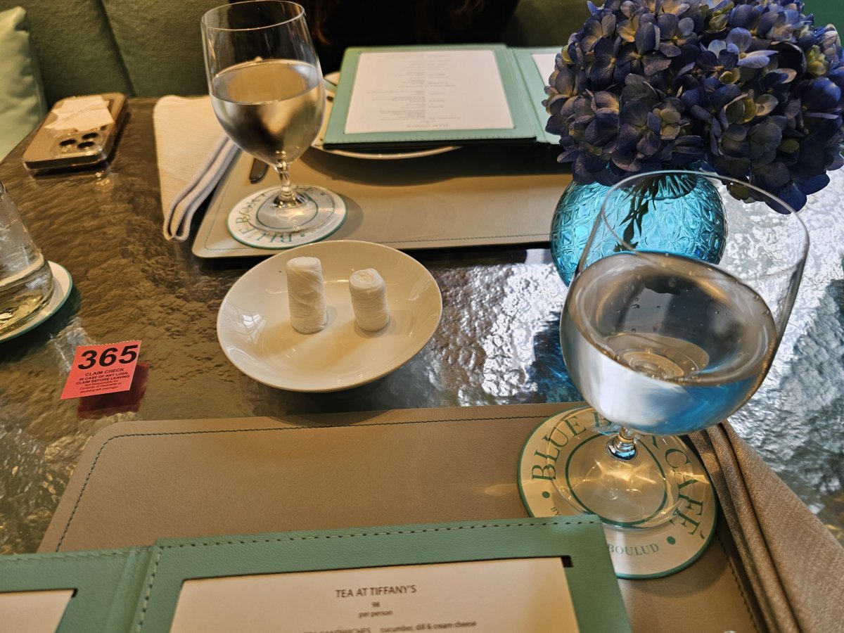 Blue Box, ručníčky na otření rukou