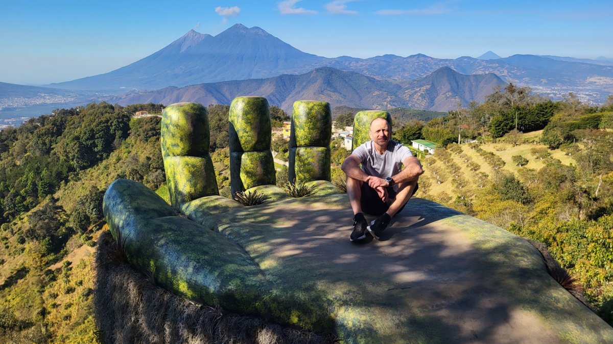 Hobbitenango v 9 hod.