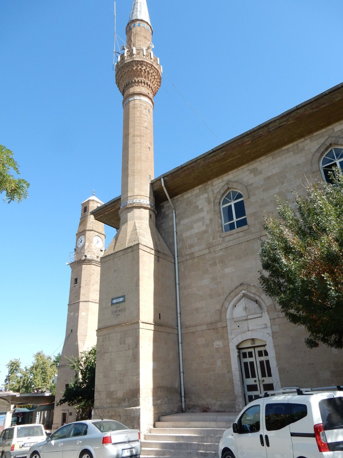 Burdur a jeho slavná hodinová věž