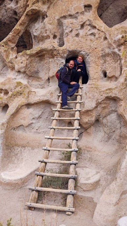 Některé otvory je možné po žebřících i navštívit