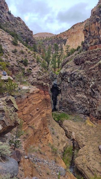 Vodopád, kterému chybí trocha vody