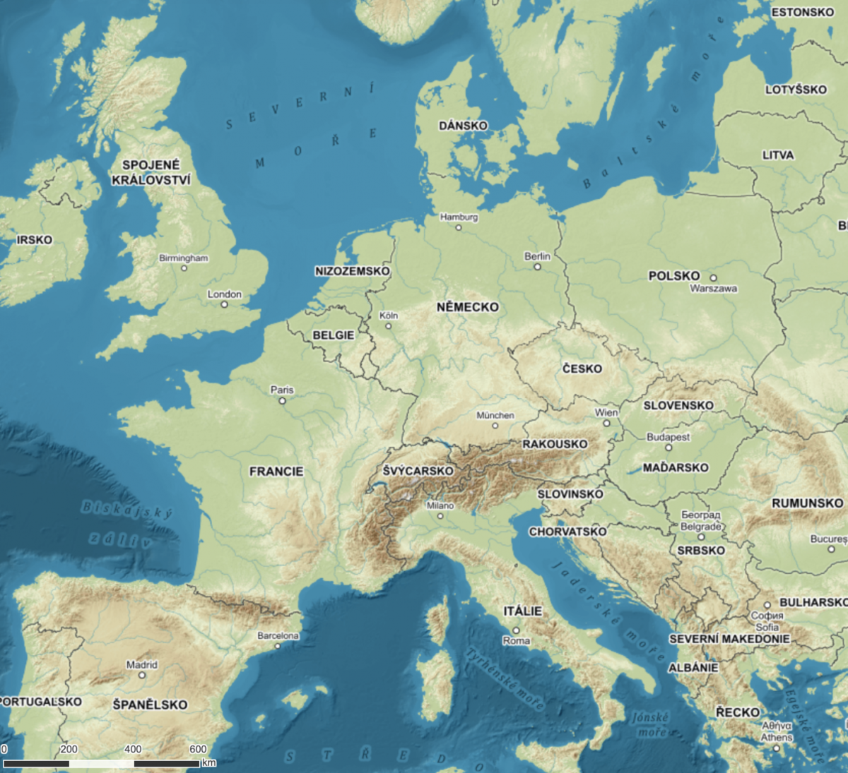 Při přiblížení na stejnou vzdálenost ale uvidíme, jak malá je ve skutečnosti Česká republika.