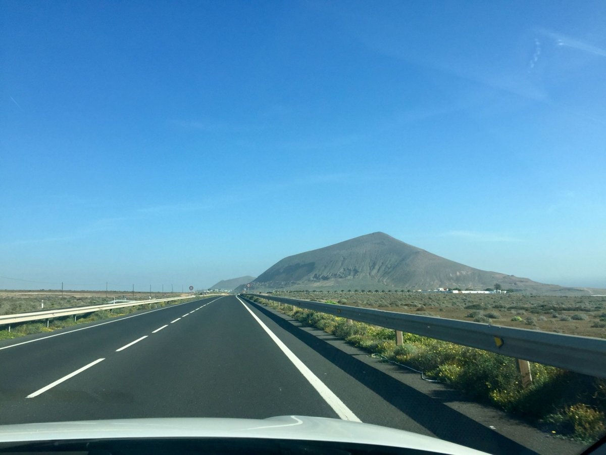 Nádherná krajina při cestě po LZ-1