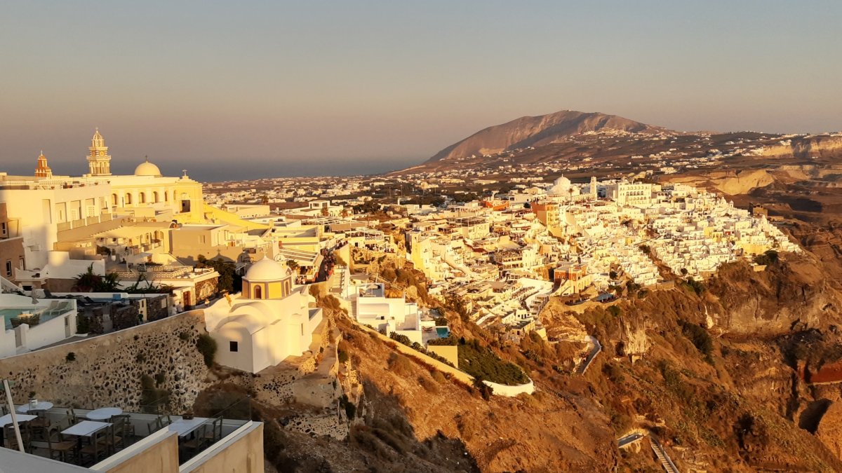 Kaldera při západu