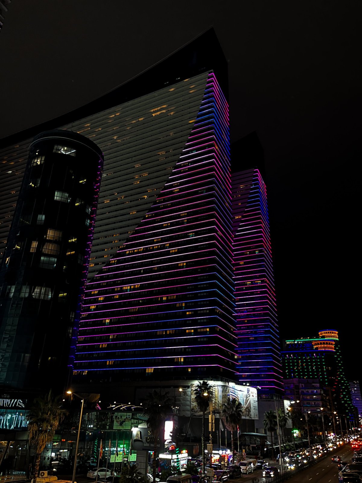 hotel nedaleko Zhiuli Shartava Avenue