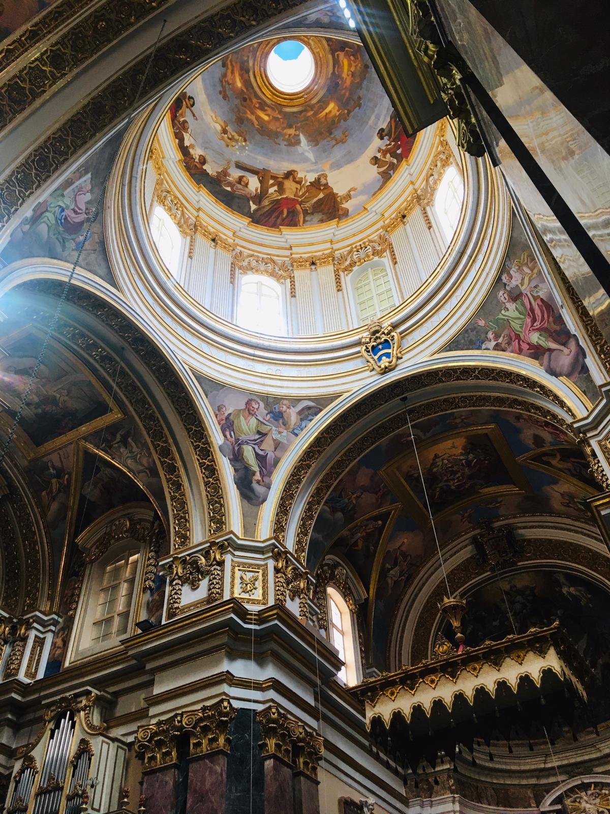 Interiér katedrály sv. Pavla v Mdině