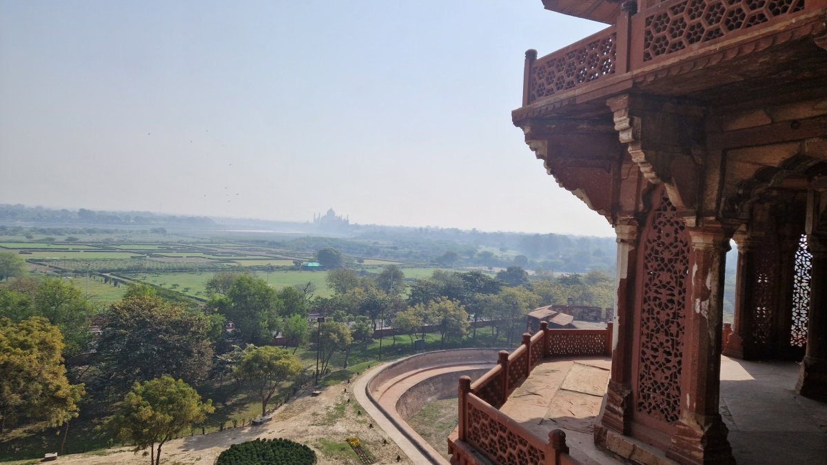 Výhled z pevnosti Agra Fort