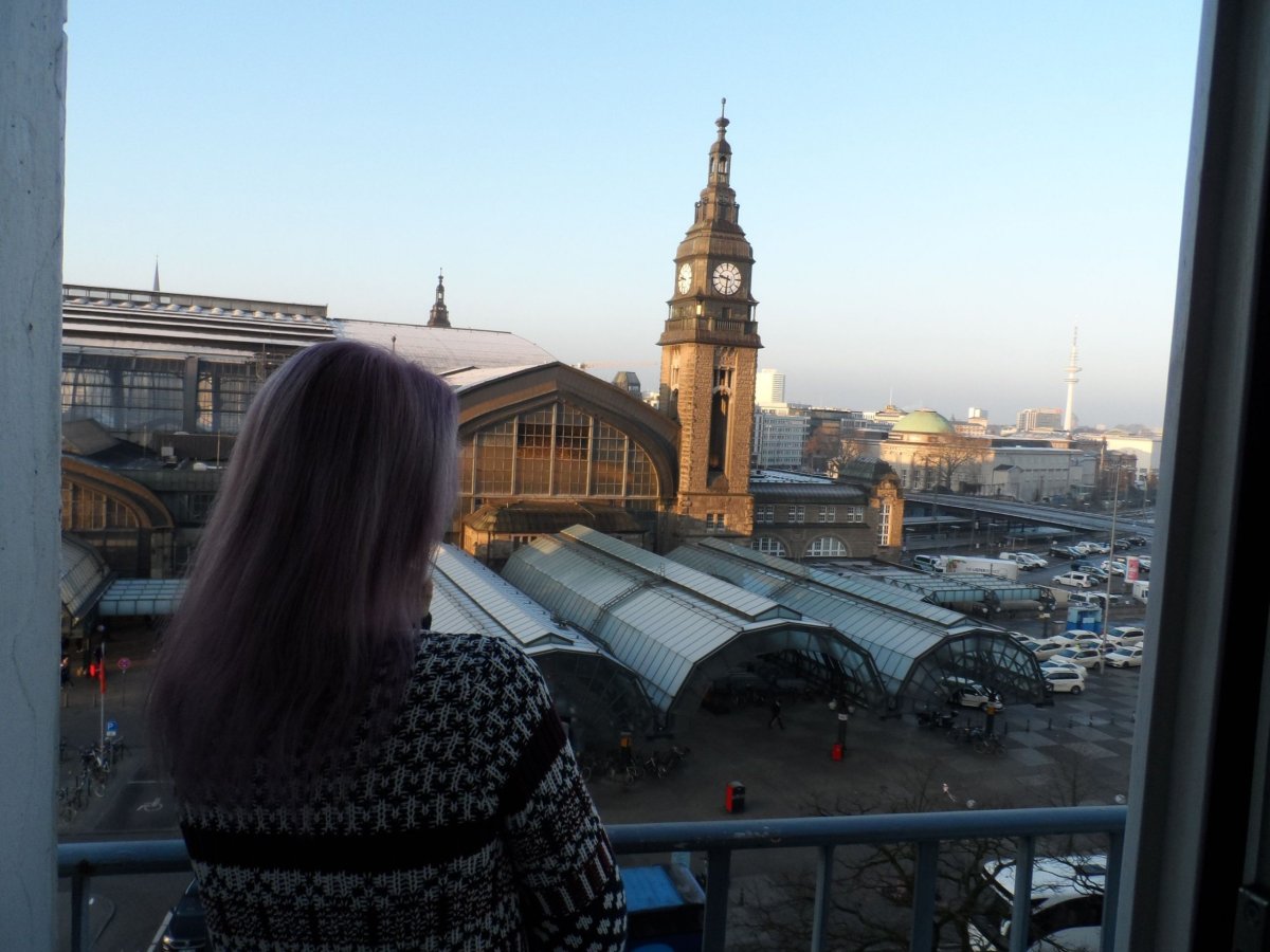 Hamburg - ranní výhled z pokoje na hl.nádraží