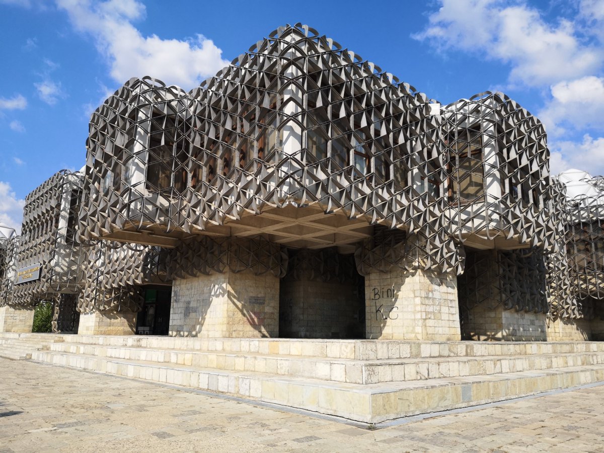 Národní knihovna v Prištině