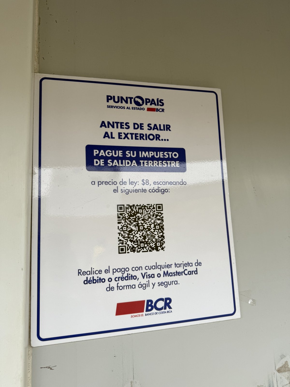 QR kod na poplatek při výstupu z Kostariky
