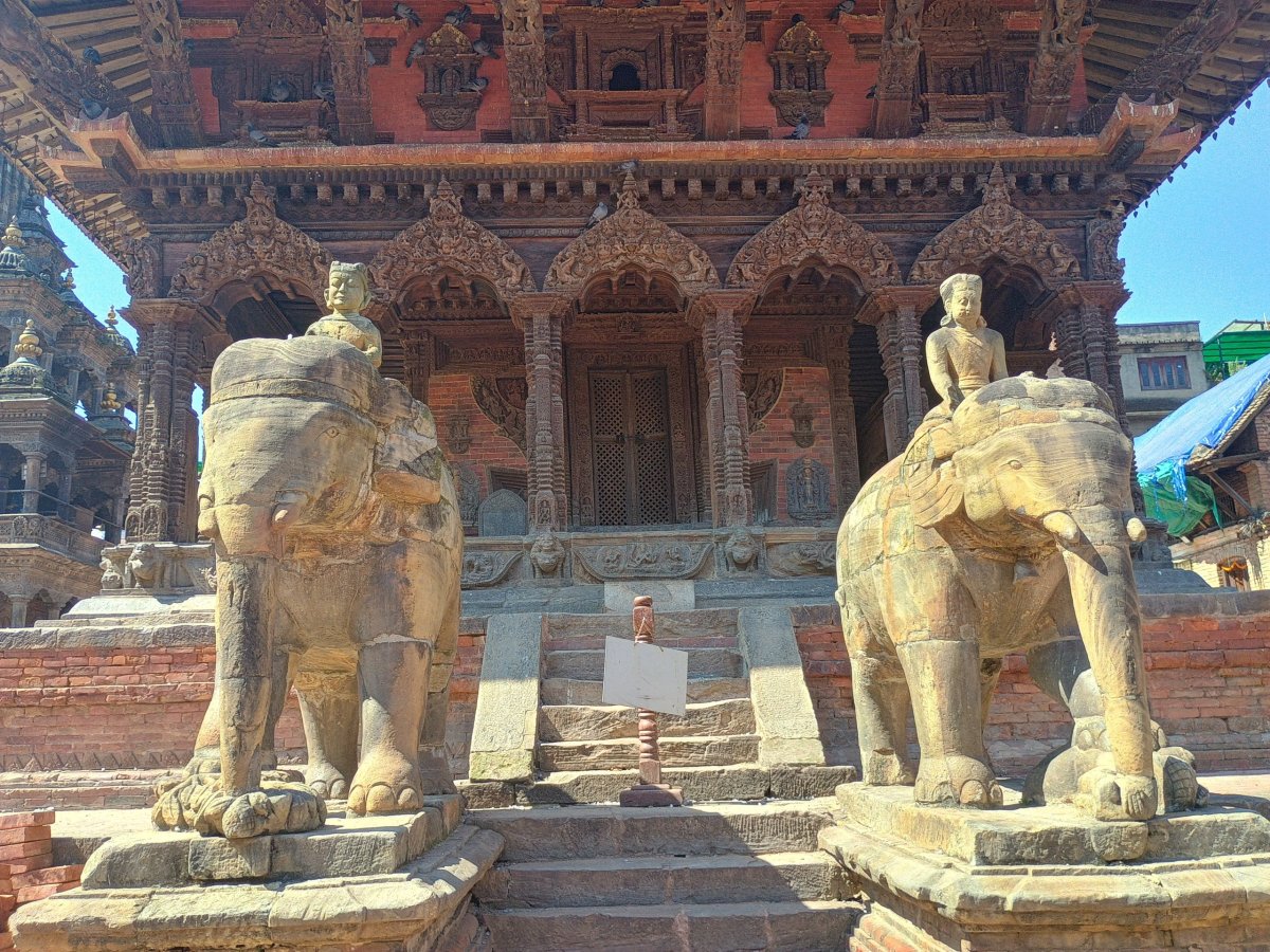 Vstup do Nyatapola Temple