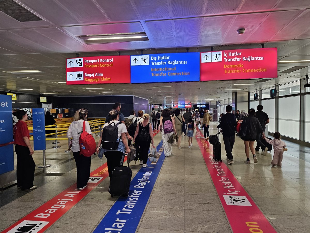Přestup mezi lety, letiště Istanbul SAW