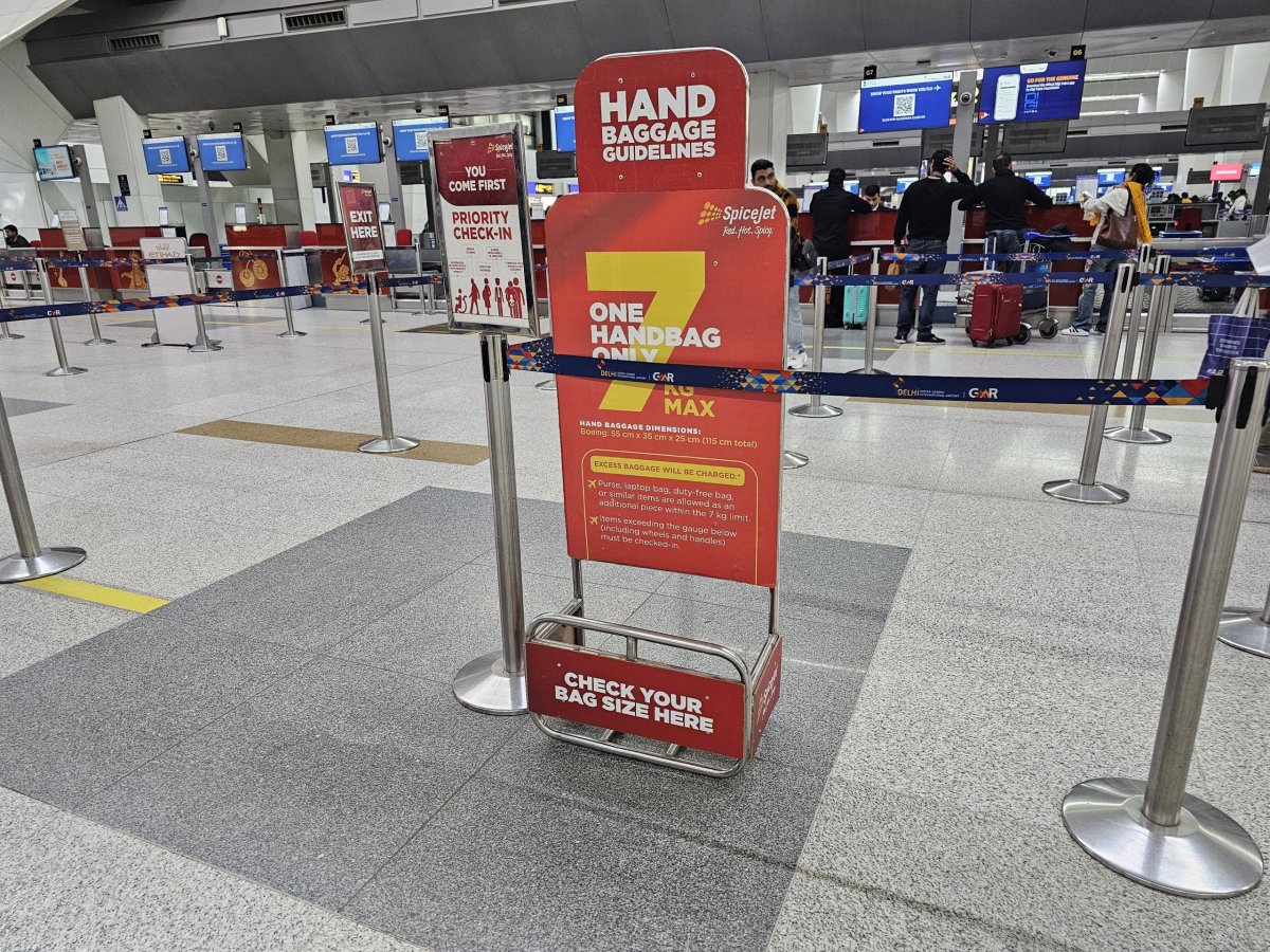 Šablona na příruční zavazadlo, Spicejet