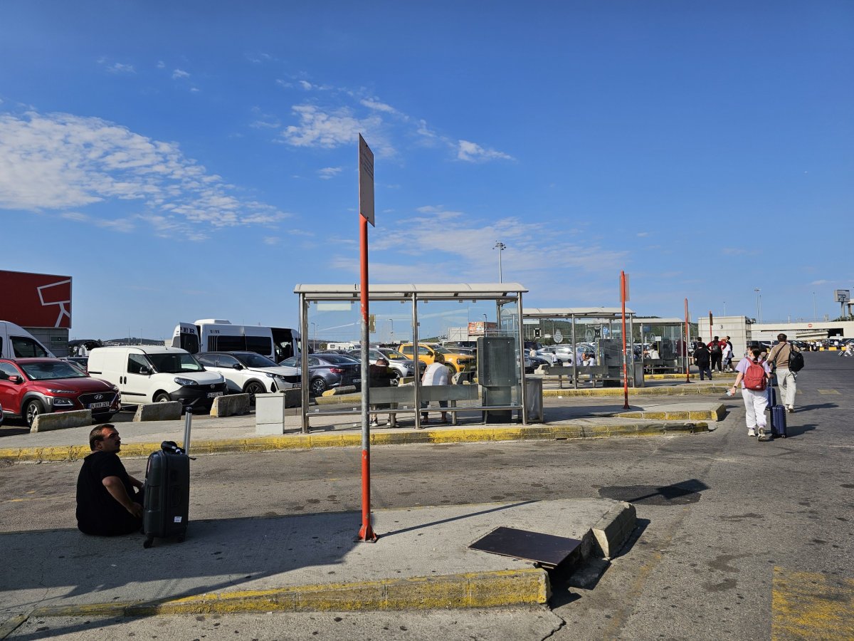 Zastávky městských autobusů MHD