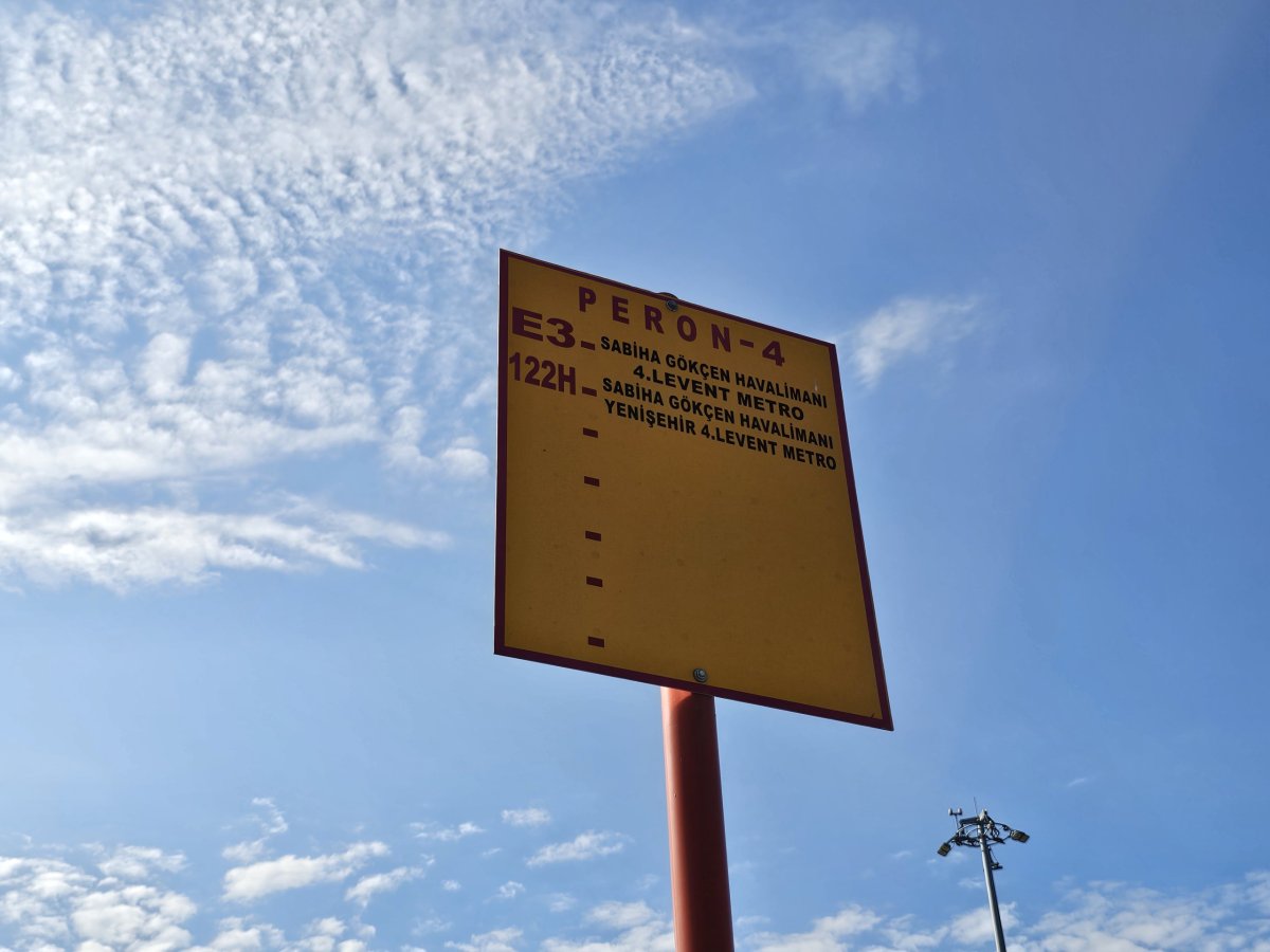 Označení zastávky lokálních městských autobusů