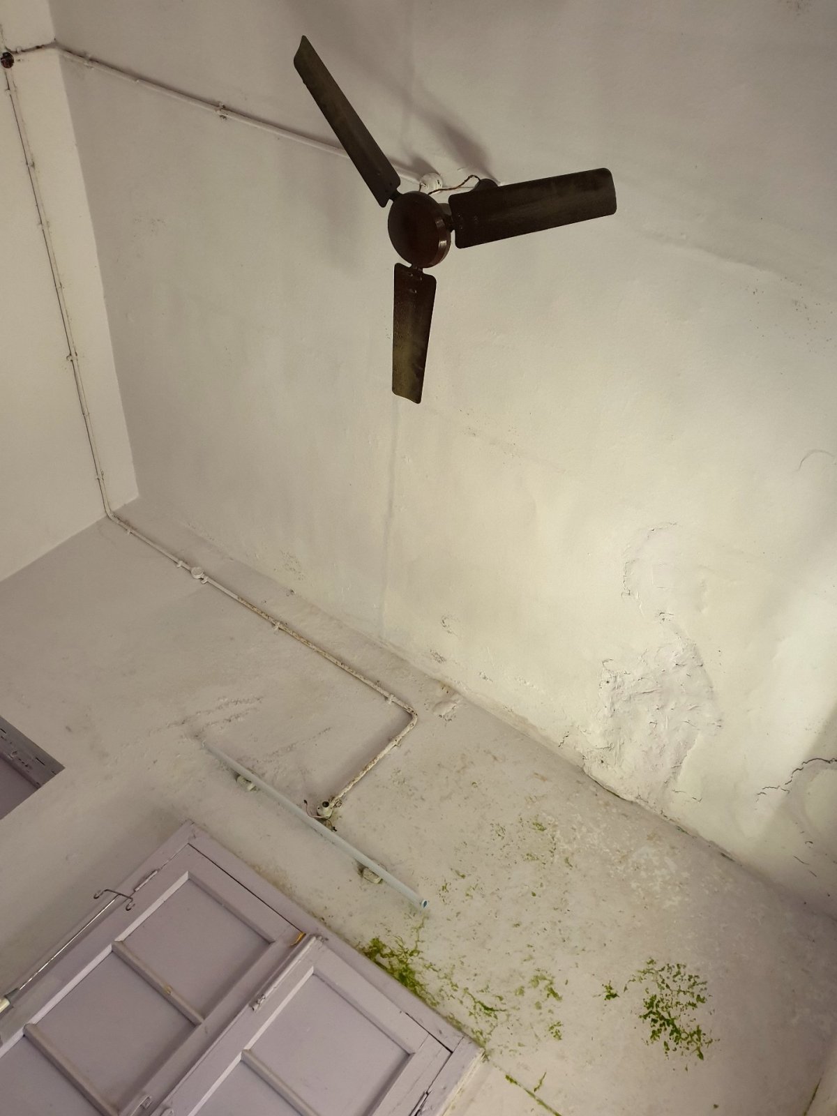 Strop nemocnice v Uttarkashi