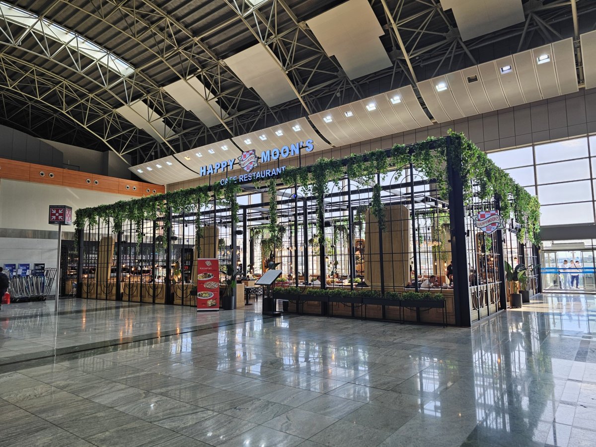 Restaurace v odletové veřejné části