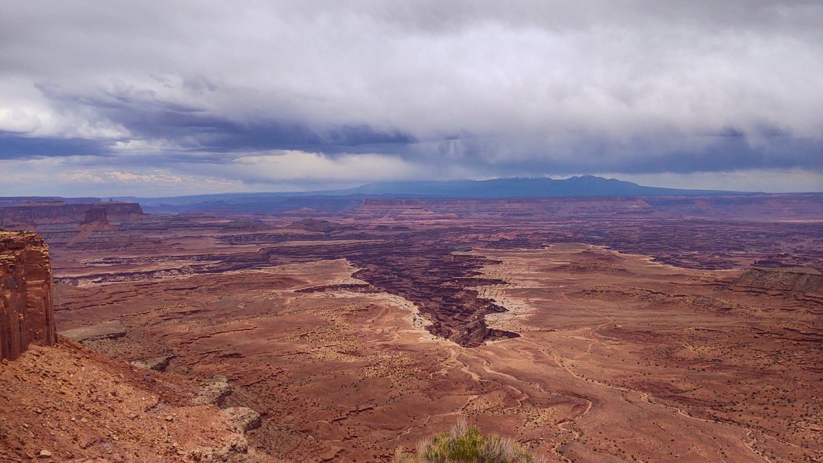Vyhlídka na Buck Canyon, v dáli Colorado