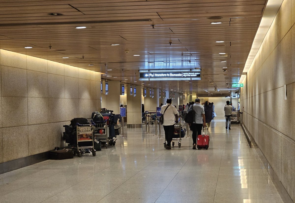 Přestup mezinárodní -> vnitrostátní, terminál 2