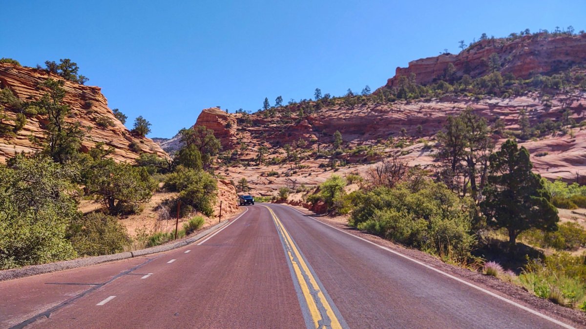 NP Zion prochází silnice UT 9