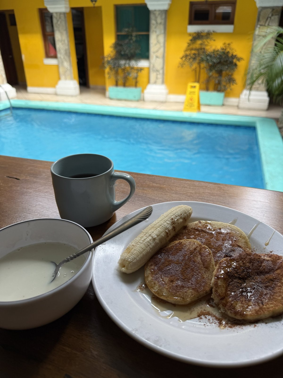 Hostel Oasis Granada - snídaně