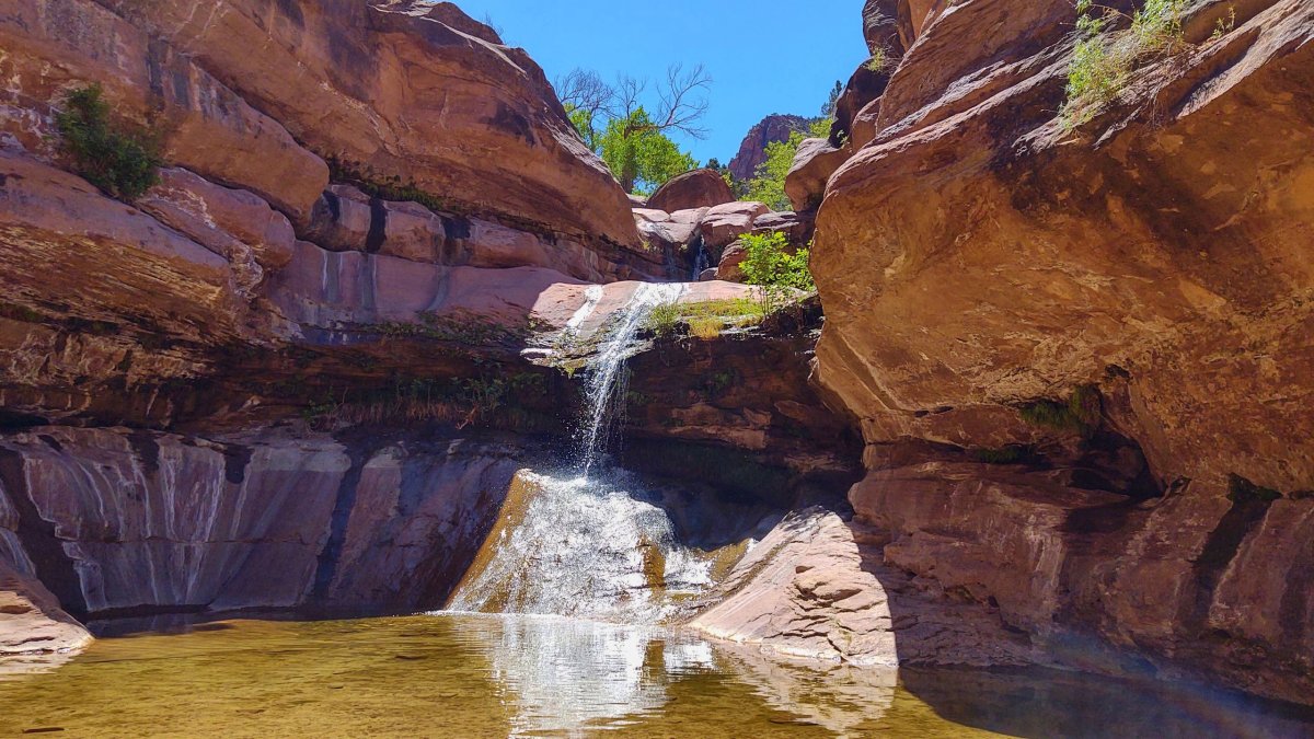 Vodopád na konci cesty