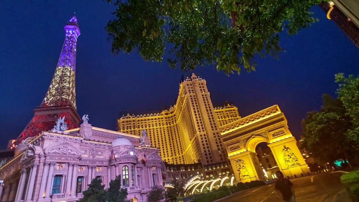 Paris Las Vegas v noci