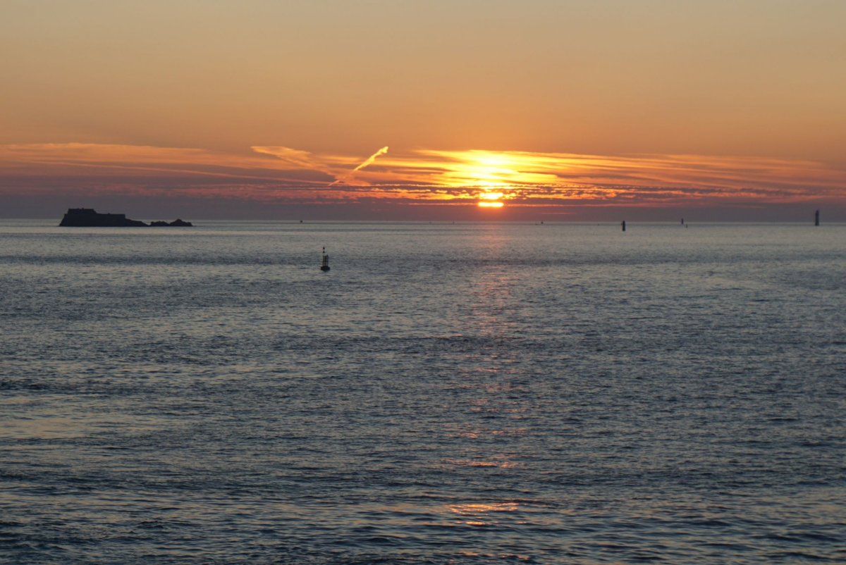 Západ slnka pri Saint Malo