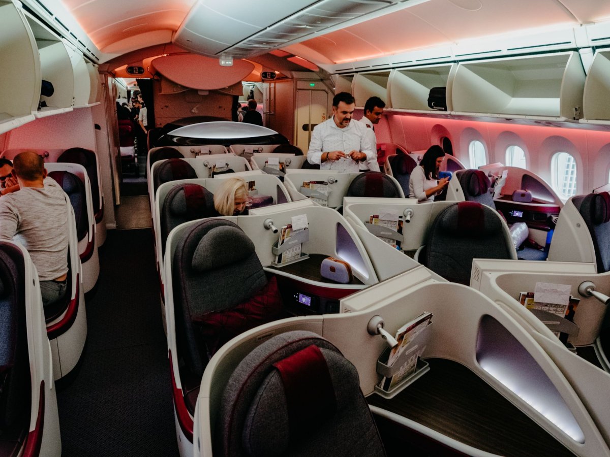 Pohled do kabiny zpředu