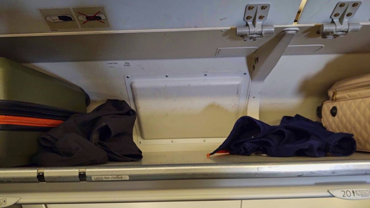 Určitě, sem se dva kufříky nemají šanci vejít...