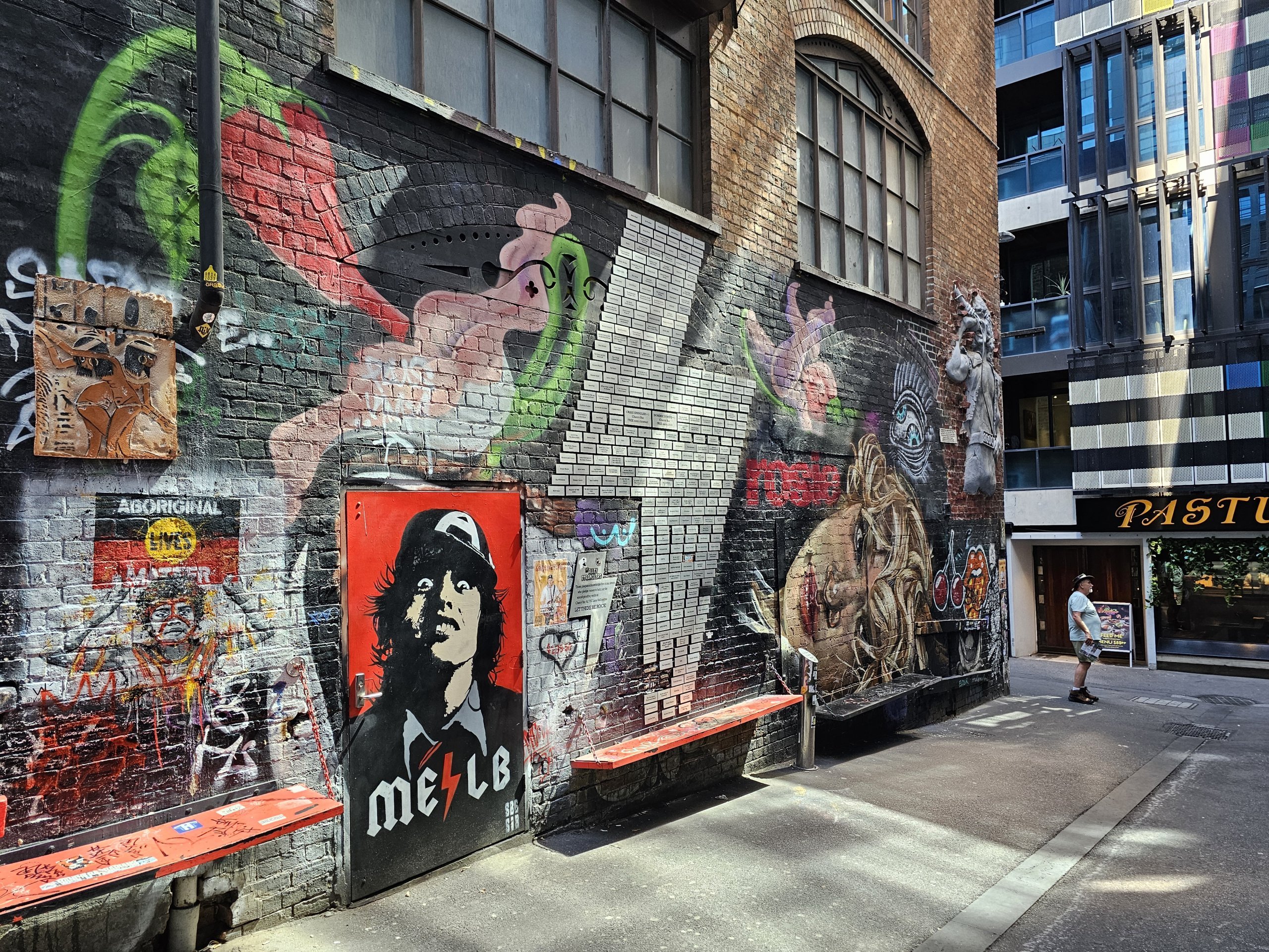 AC/DC Lane - Melbourne | Cestujlevne.com