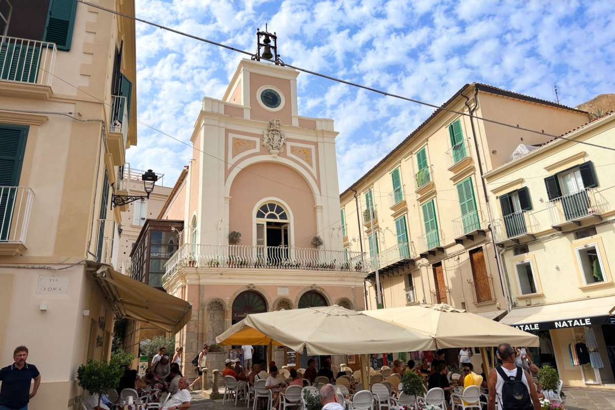 Křižovatka na Via Roma