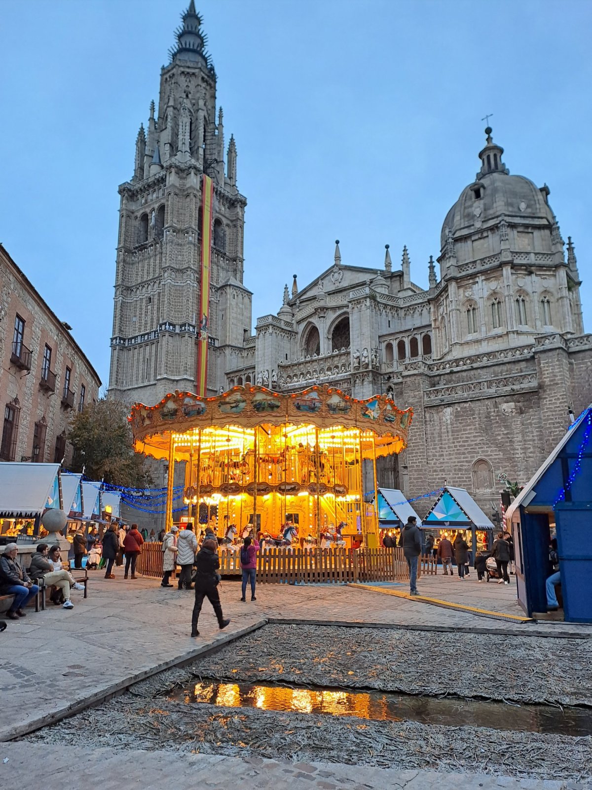 Katedrála se na fotku nevejde