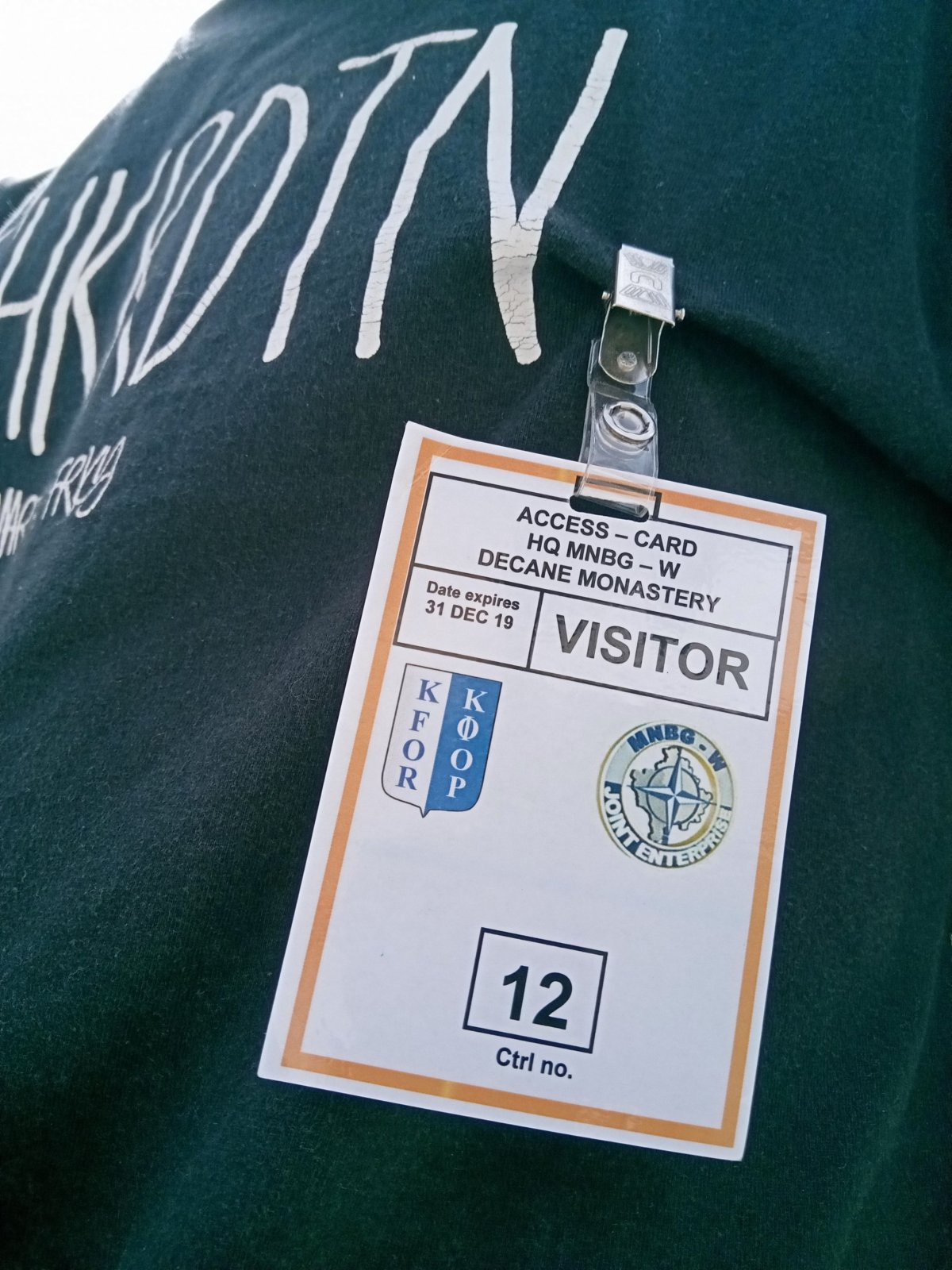 Visačka pro návštěvníky.