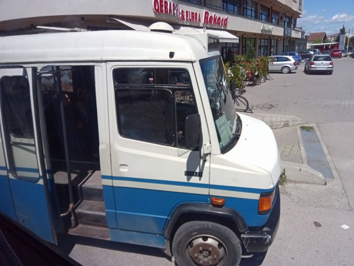 Maršrutka zůstala v Gjakově a já odjel autobusem do Prizrenu. :)