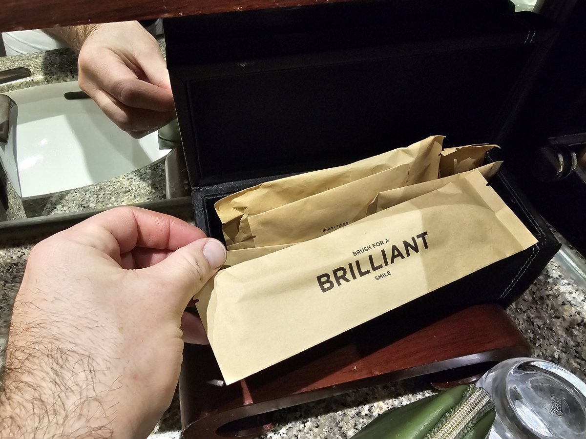 Amenity kit v koupelně